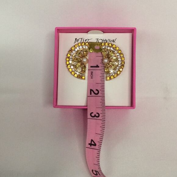 NIB BETSEY JOHNSON LEMON YELLOW RHINESTONE STUD EARRINGS - Picture 5 of 5